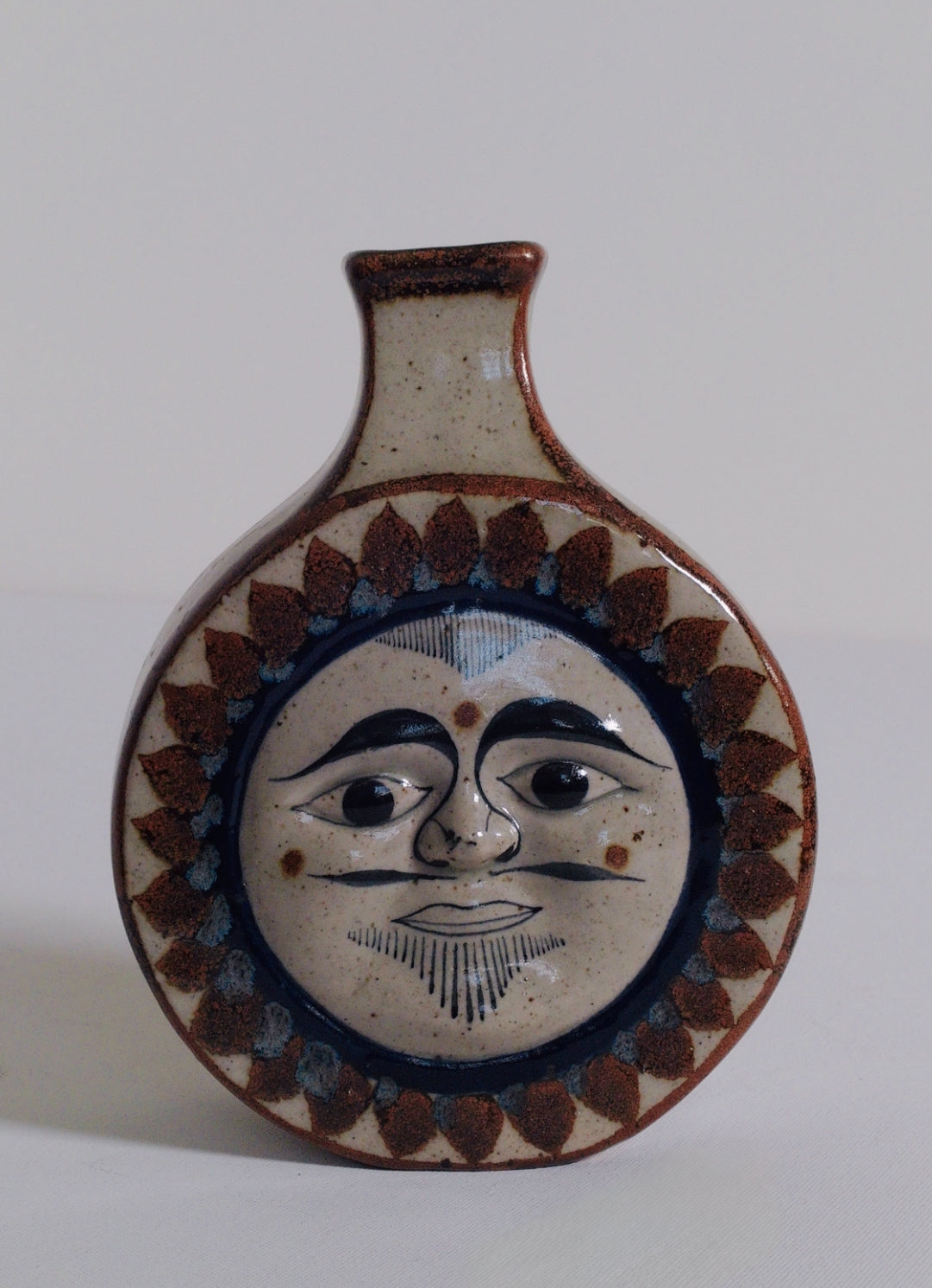 “Jorge Wilmot” Tonalá Vintage Pottery Vase – Sun & Moon Double-Sided Mexican Stoneware