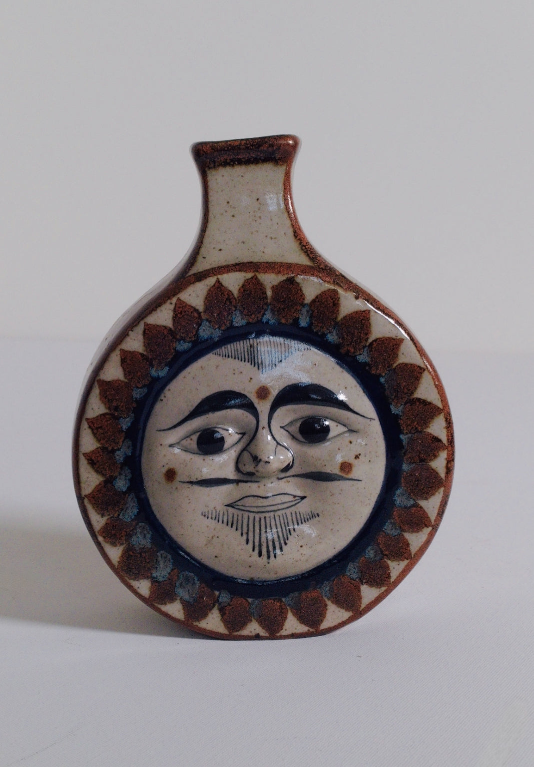“Jorge Wilmot” Tonalá Vintage Pottery Vase – Sun & Moon Double-Sided Mexican Stoneware