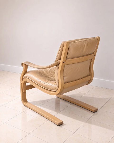 Bentwood Beige / Creme Leather Lounge Chair by Ake Fribytter for Nelo