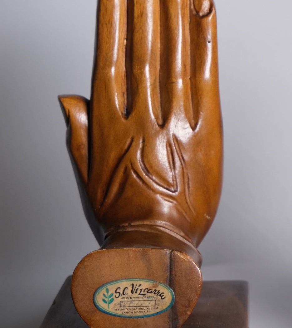“SC Vizcarra” Wooden Hand Bookends
