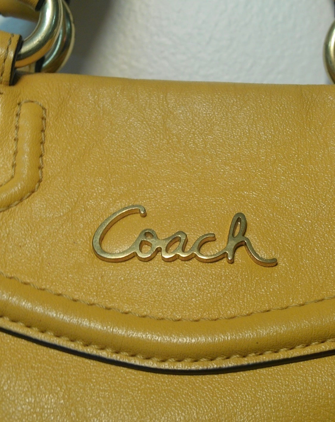 Pre Owned Coach Yellow Leather Satchel | Gold Hardware Pleated Shoulder Bag | Soft Slouch Vintage Handbag
