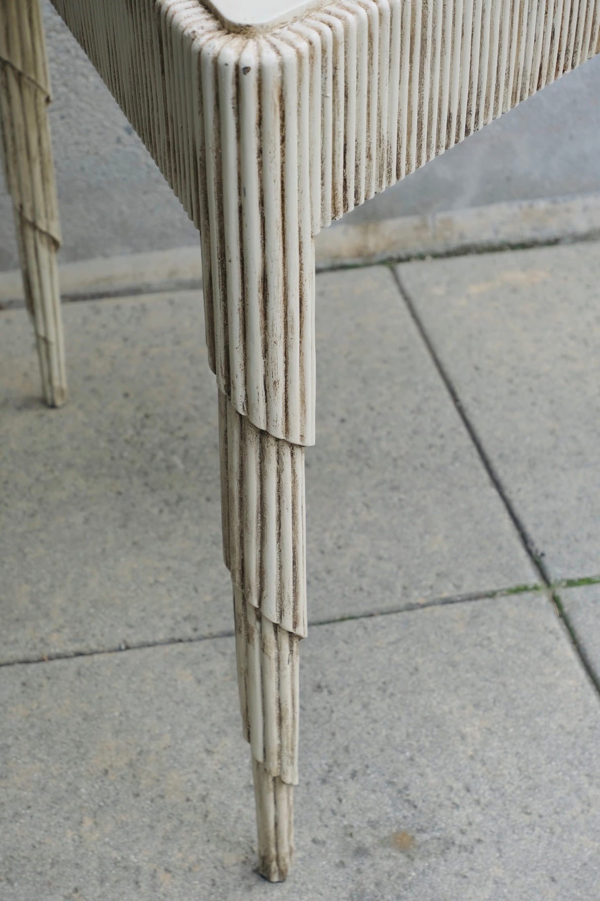 Cream Fluted Carved Side Tables (Pair/Vintage)