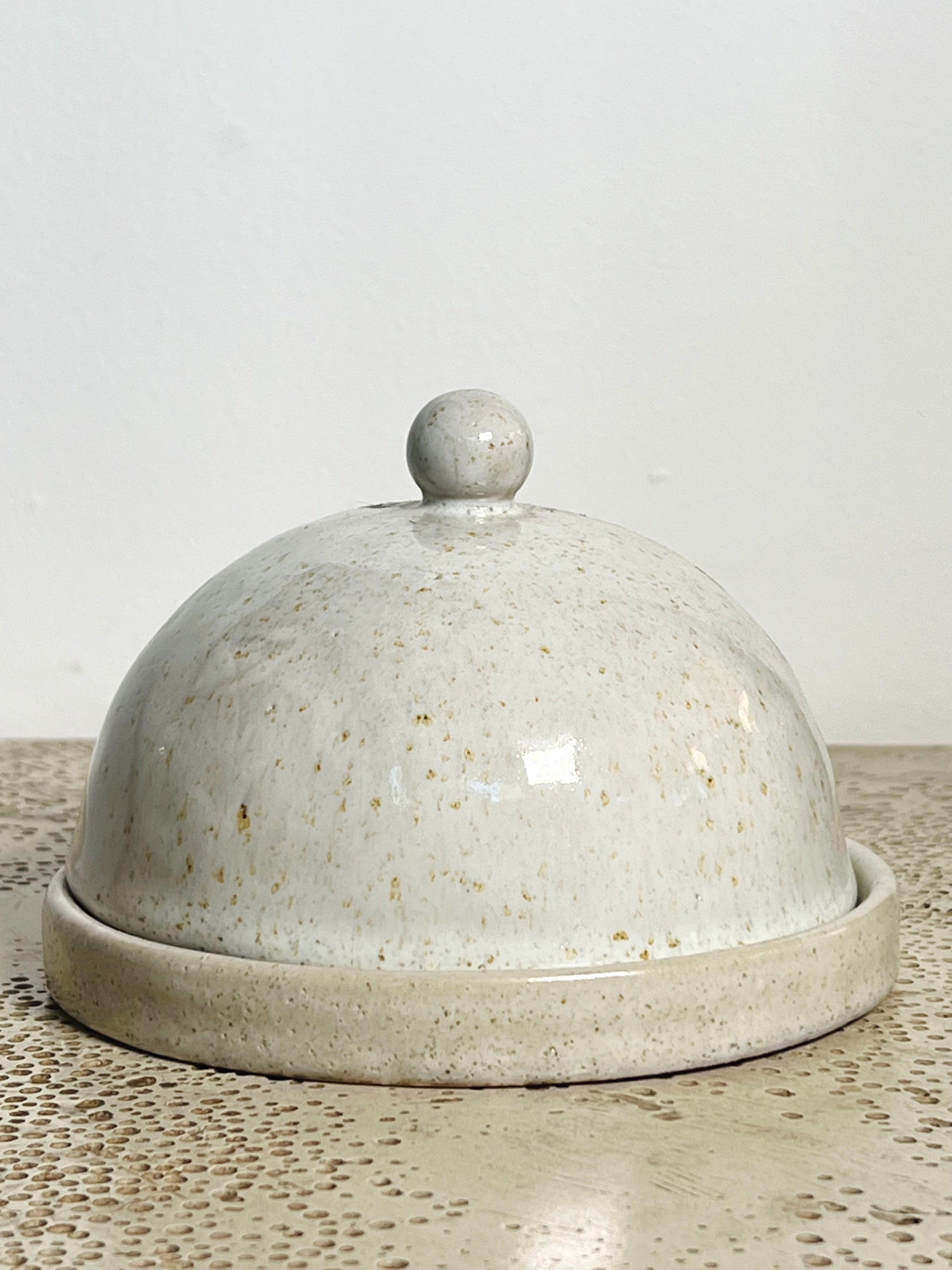Clay Cream Stoneware Cloche (Vintage)