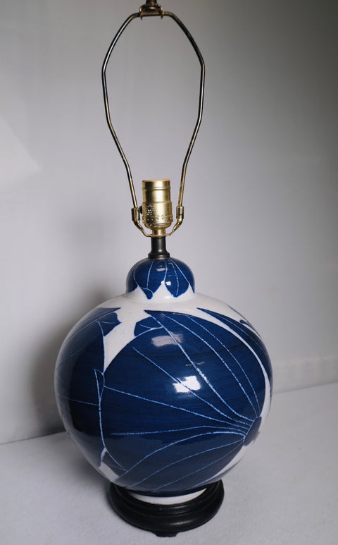Vintage Blue/White Floral Lamp