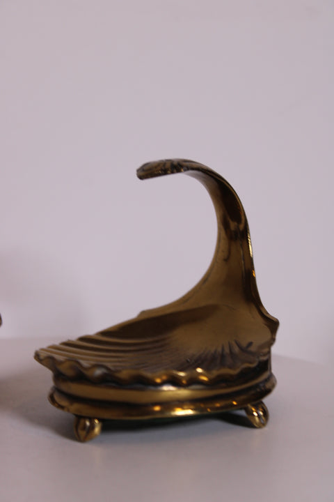 Vintage Brass Swan Shell Trinket Dishes – Pair | Mid-Century Hollywood Regency Catchalls