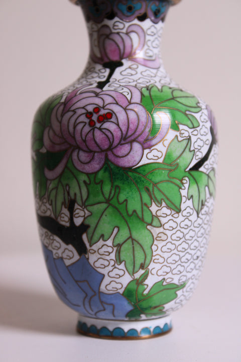 Vintage Chinese Cloisonné Chrysanthemum Vase – White Enamel Ground