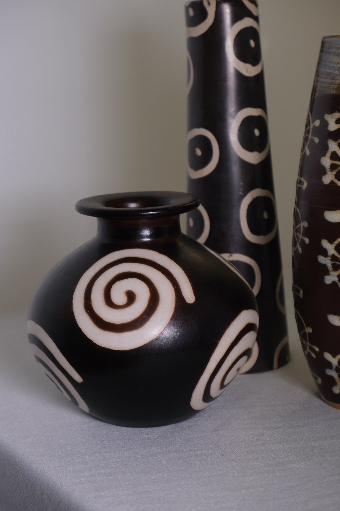 “Marcelo Prado” Peruvian Swirl Vase (Vintage)