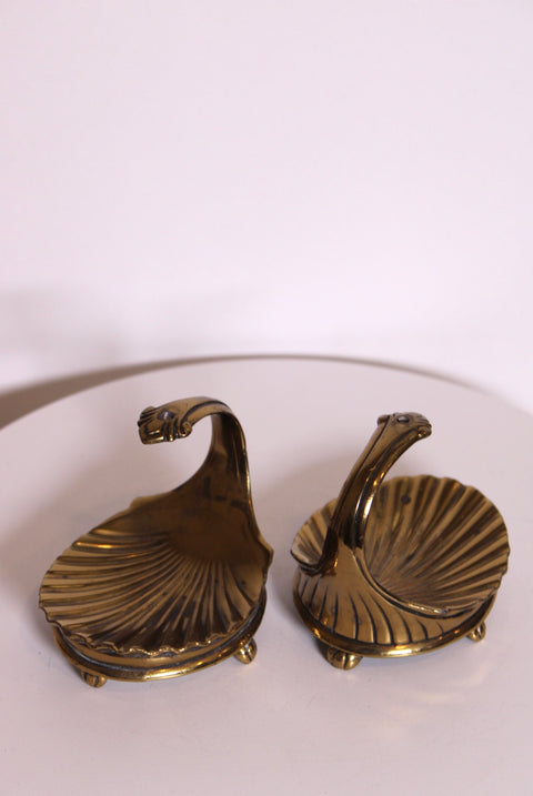 Vintage Brass Swan Shell Trinket Dishes – Pair | Mid-Century Hollywood Regency Catchalls