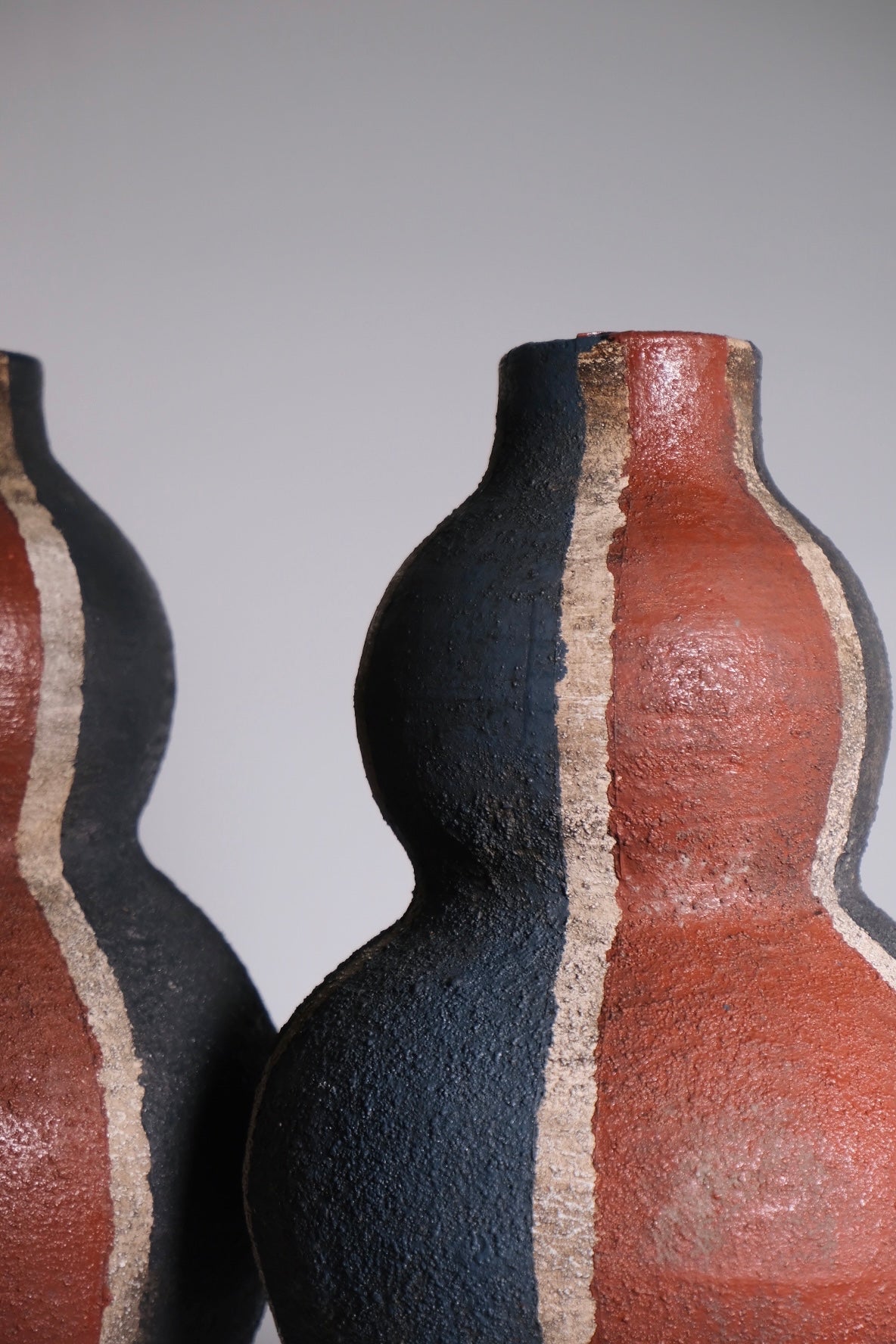 Curvy Mamas Vase (Pair)