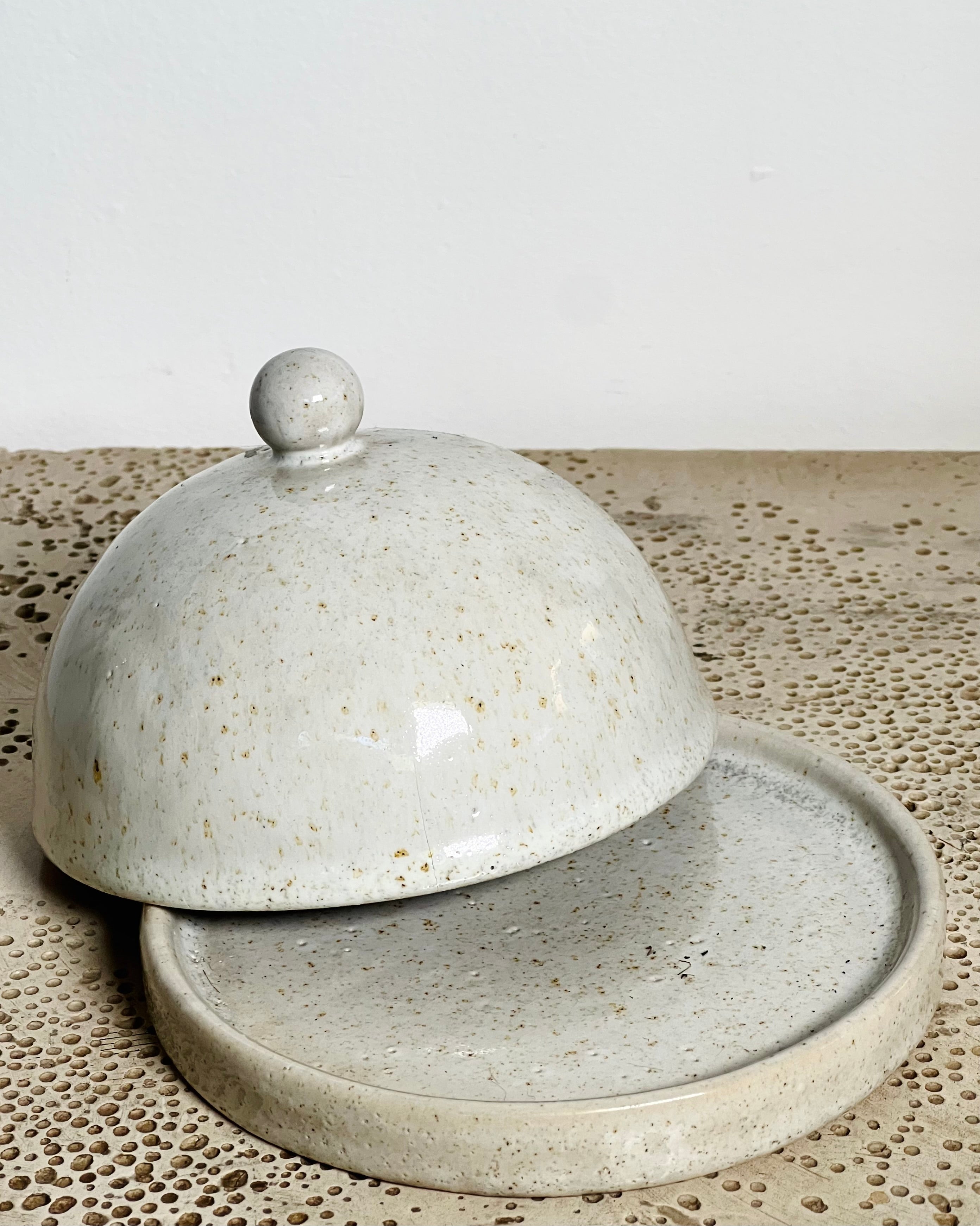 Clay Cream Stoneware Cloche (Vintage)