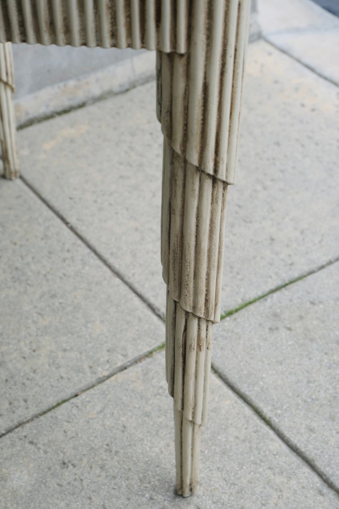 Cream Fluted Carved Side Tables (Pair/Vintage)