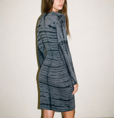 Karen Kane Gray and Black Ruched Long-Sleeve Tunic