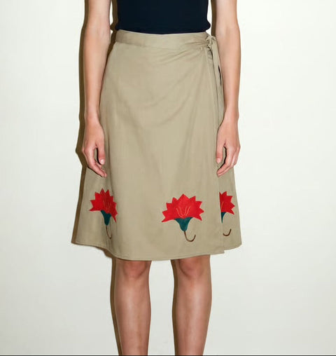 Vintage tan Floral Appliqué Wrap Skirt