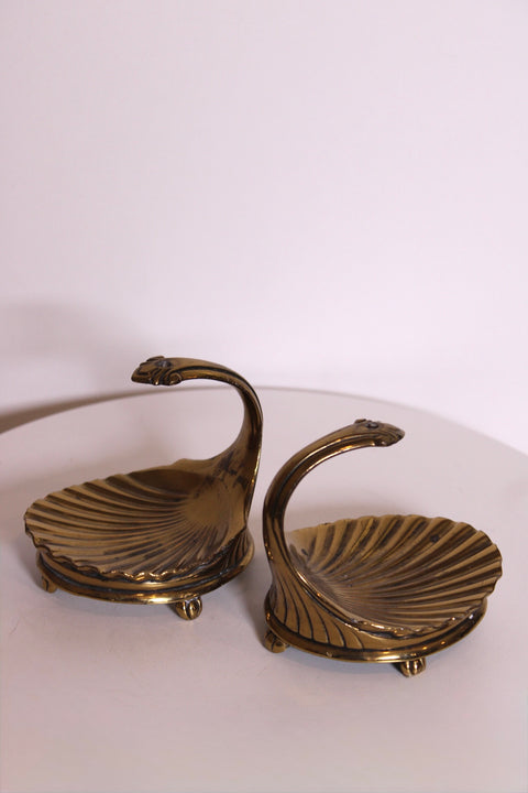 Vintage Brass Swan Shell Trinket Dishes – Pair | Mid-Century Hollywood Regency Catchalls