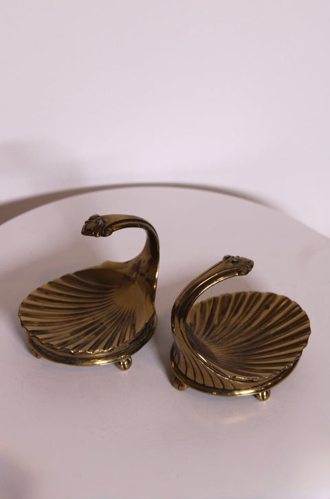 Vintage Brass Swan Shell Trinket Dishes – Pair | Mid-Century Hollywood Regency Catchalls