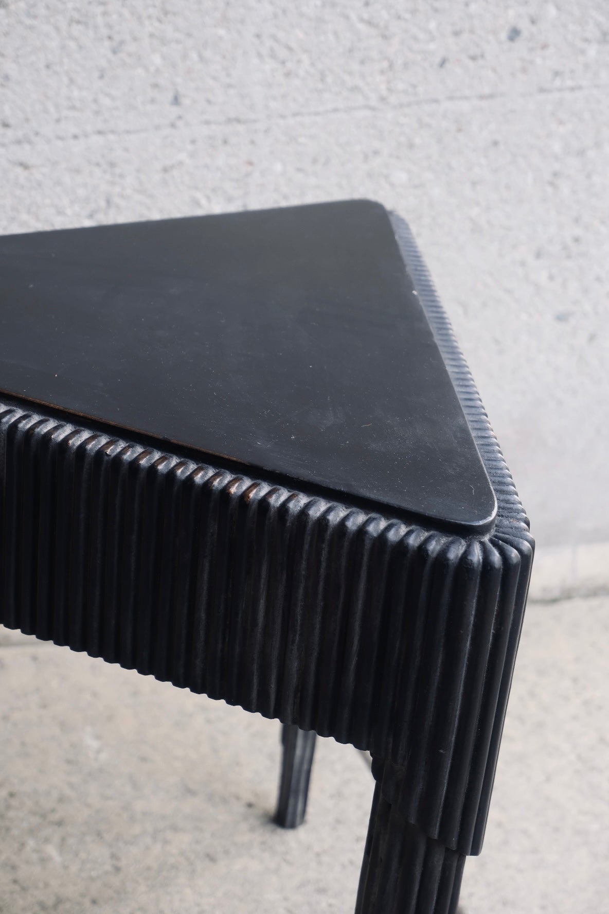 Black Small Fluted Carved Side Table (Vintage) (SOLD)