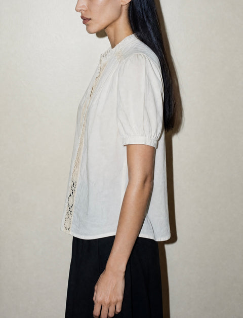 1520 Embroidered Lace Short Sleeve Button-Up Blouse