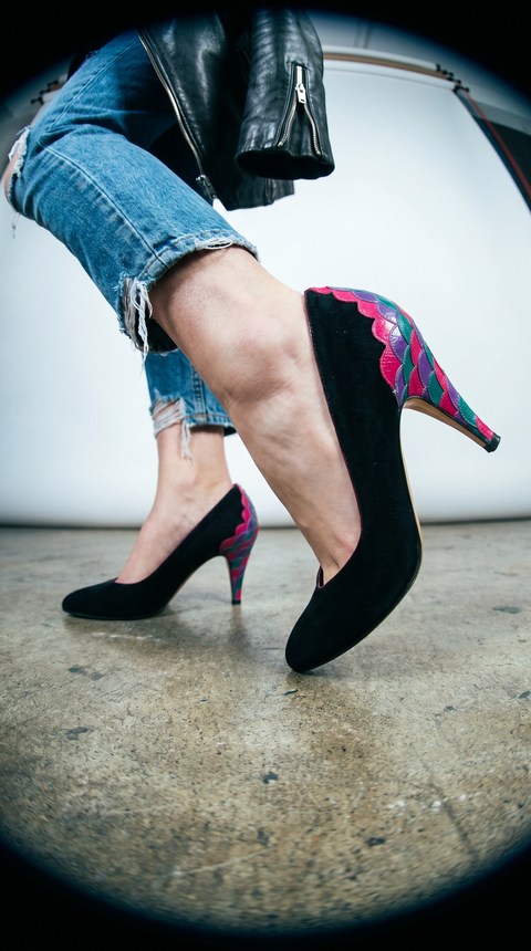 Lola Shoes Black Suede Scalloped Heel Pumps – Made in Spain