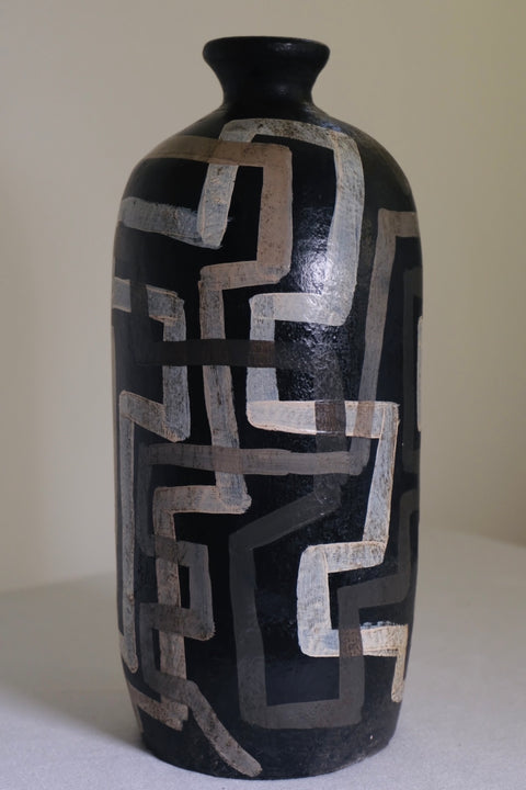 “Grid Line” Abstract Vase (Black Version)