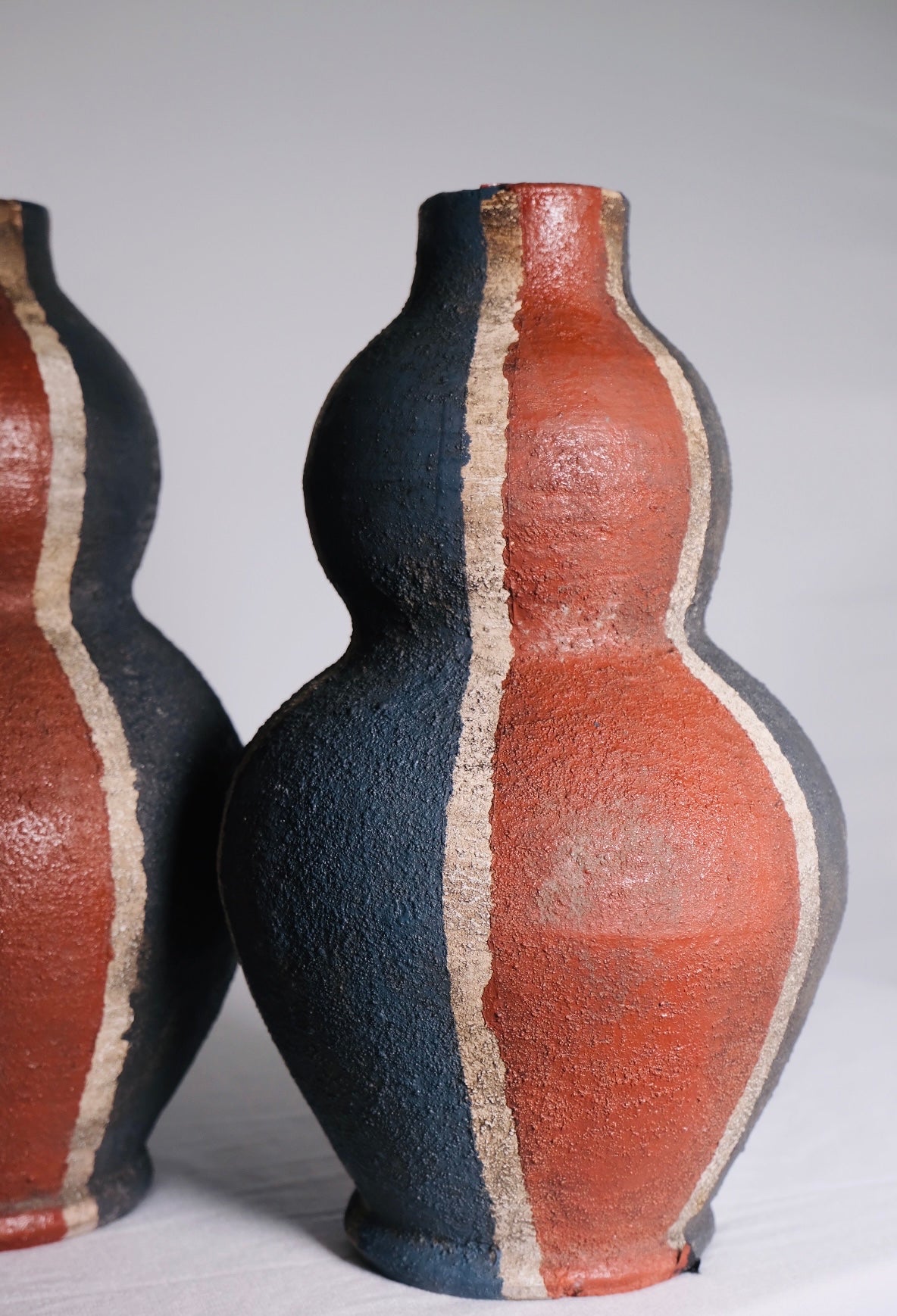 Curvy Mamas Vase (Pair)