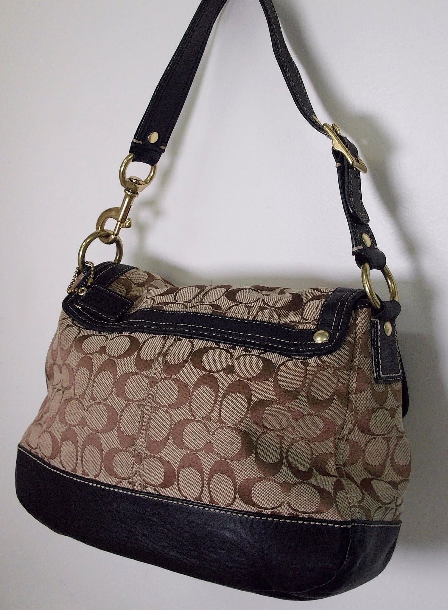 Pre Owned Coach Soho Flap Shoulder Bag | Khaki Brown Signature C Canvas | Dark Brown Leather Trim (Vintage Y2K)