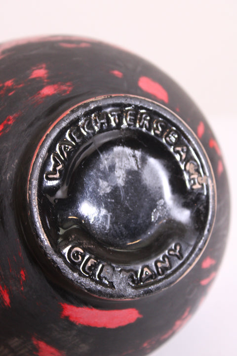 Black and Red Art Pottery Bowldkfhkasdhfafsdj
