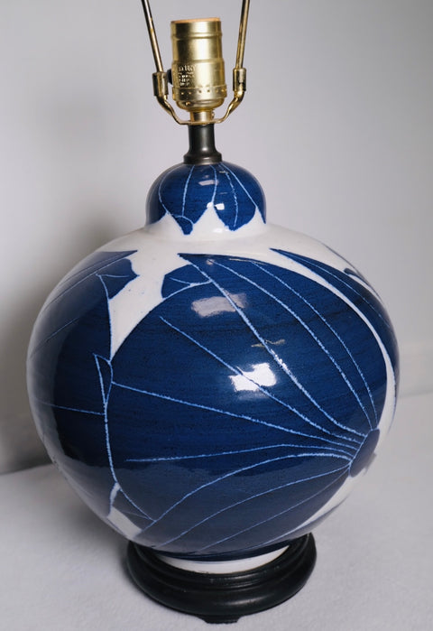 Vintage Blue/White Floral Lamp