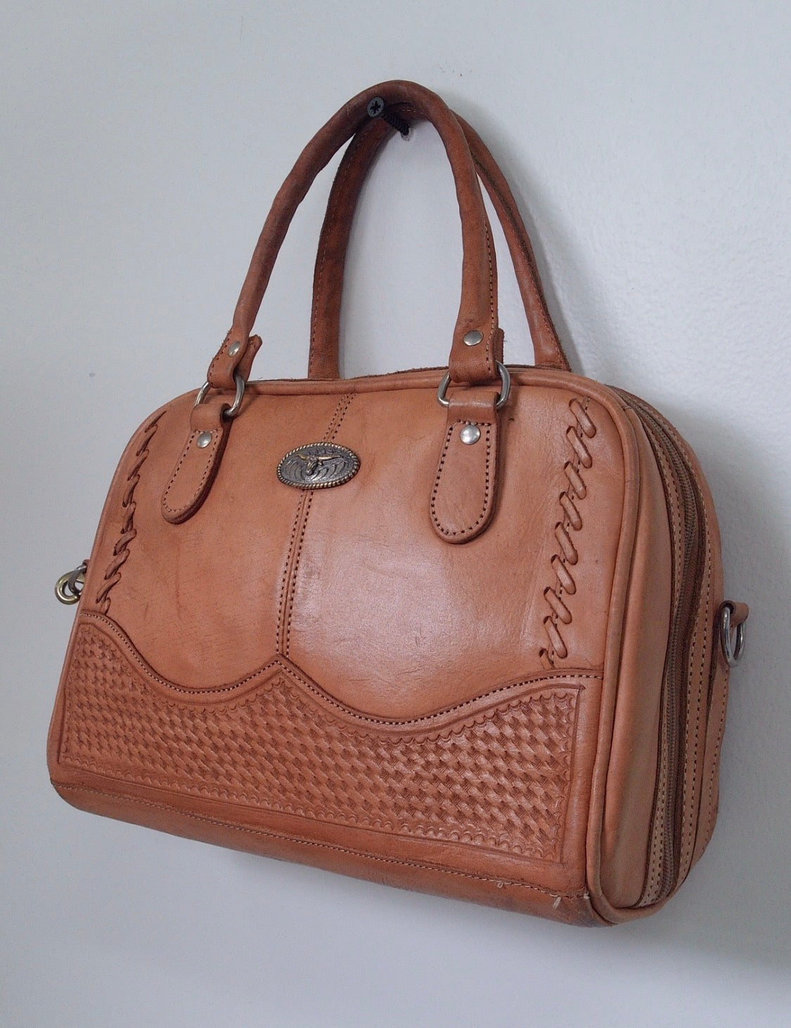 Pre Owned Western Tan Leather Satchel | Longhorn Steer Concho | Basket Weave Tooling | Whipstitch Detail (Vintage)