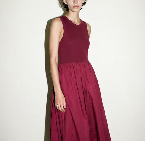 Vintage Burgundy Pleated Sleeveless Dress — product detail