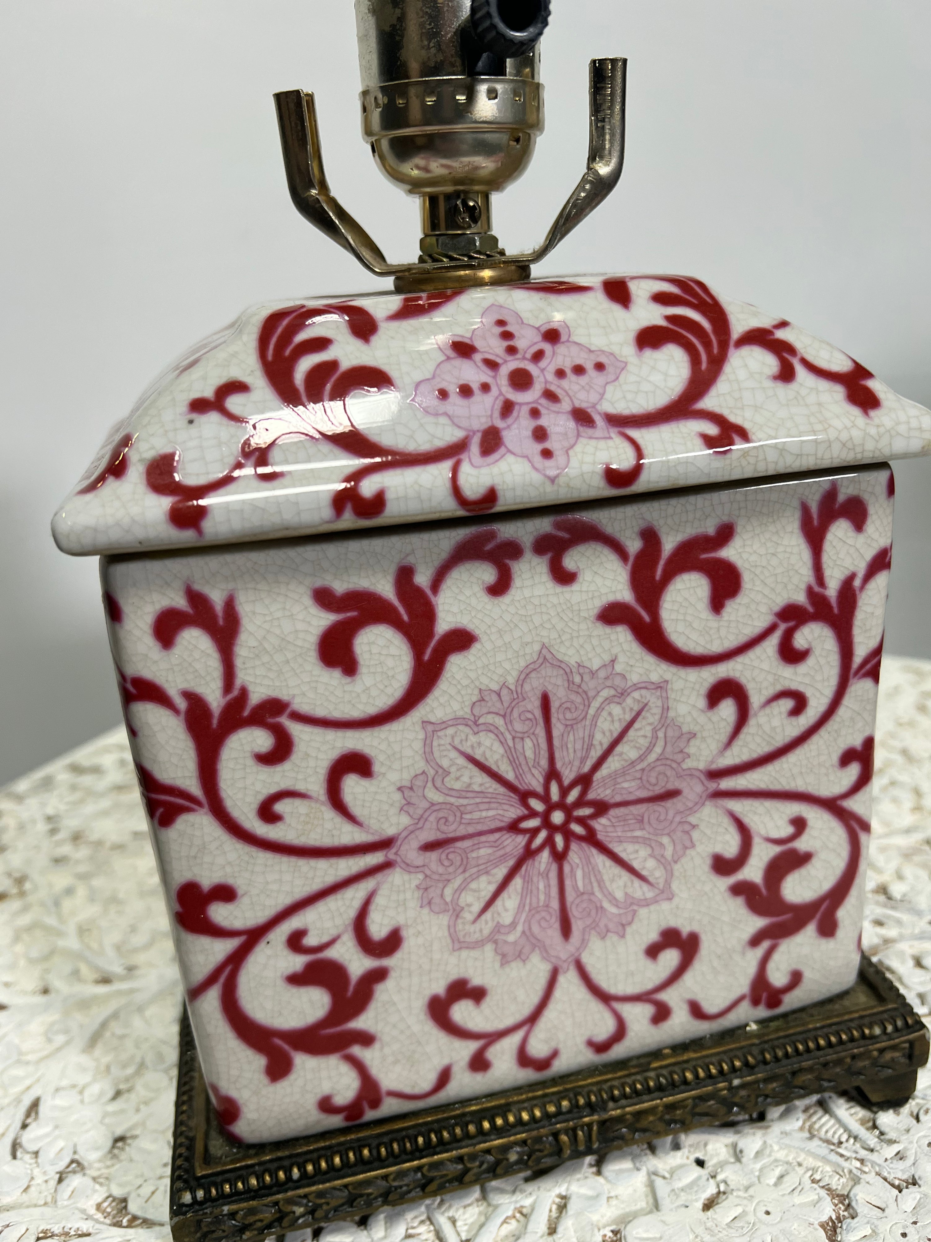 Red Ginger Jar Lamp