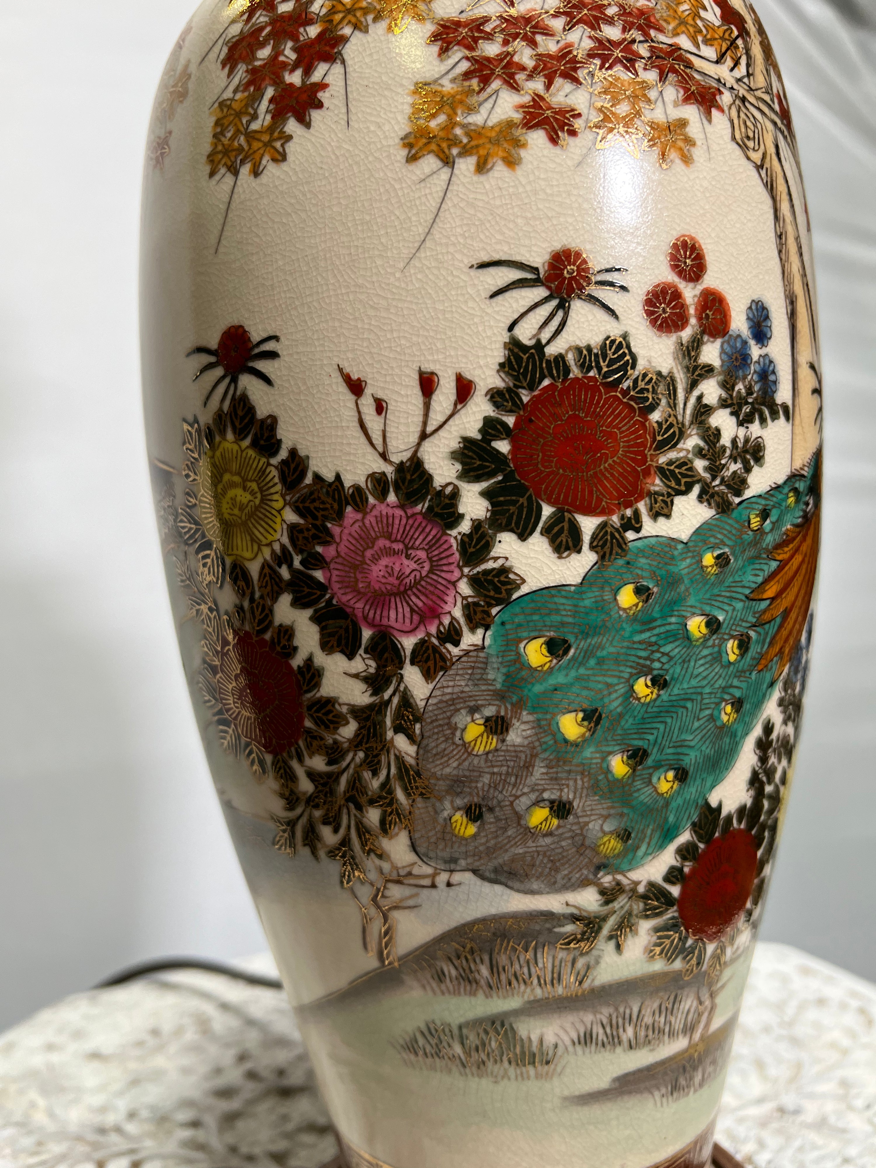 Peacock Asian Lamp